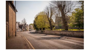 High Street modern photo thumbnail