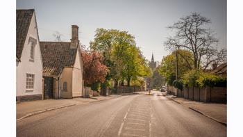 High Street modern photo thumbnail