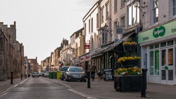 High Street modern photo thumbnail