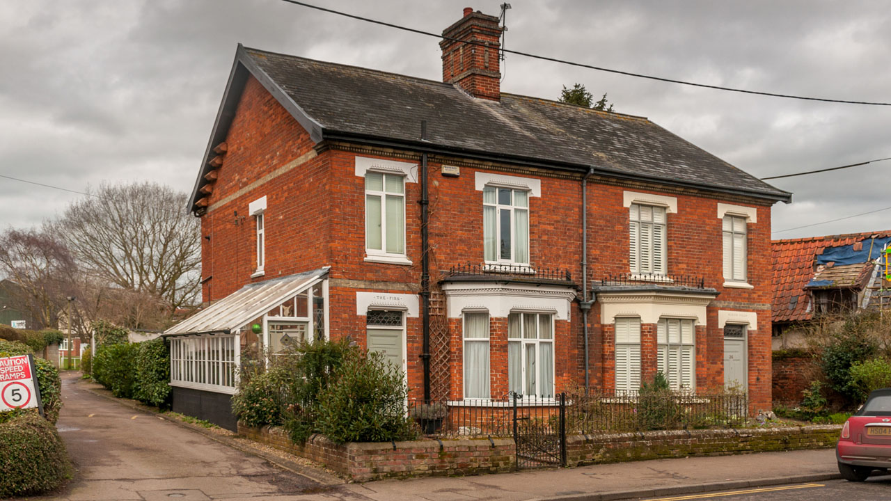 Albion House, London Road modern photo
