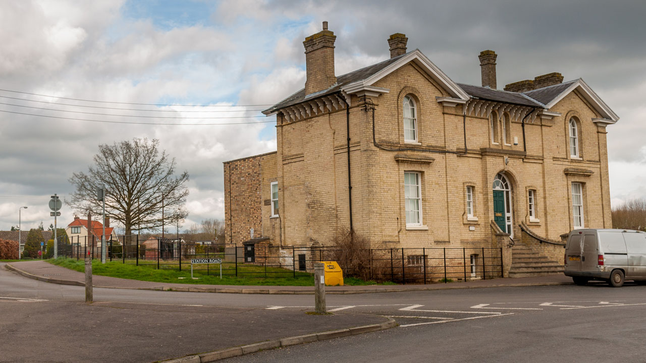 Station Road modern photo