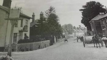Cherry Tree Pub, London Road historical photo thumbnail