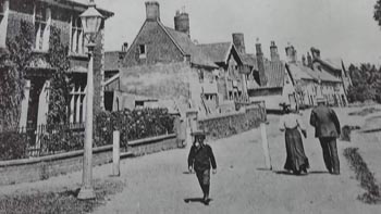 London Road historical photo thumbnail