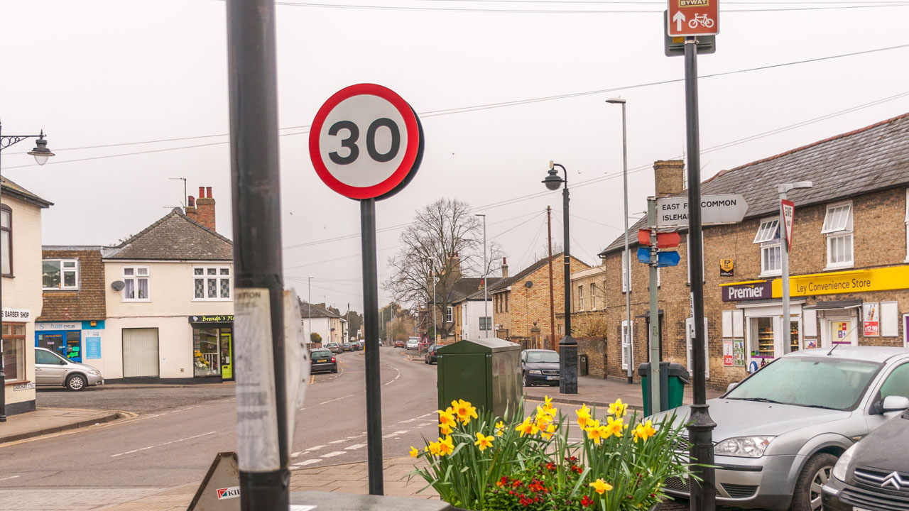 Cross Green modern photo