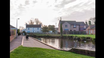 Brook Dam Lane modern photo thumbnail